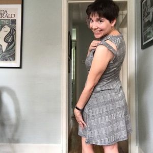 NWOT cold shoulder dress